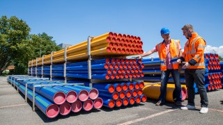 Materialkontrolle von Gas,- und Wasserrohren auf dem badenova Außenlager