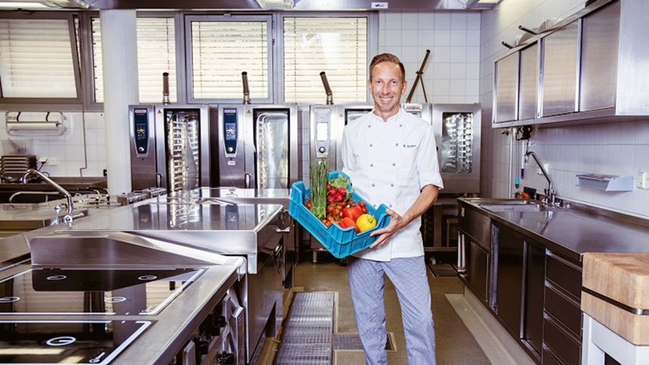 Unsere Kantine setzt auf regionale und unverpackte Lebensmittel in Bio-Qualität.